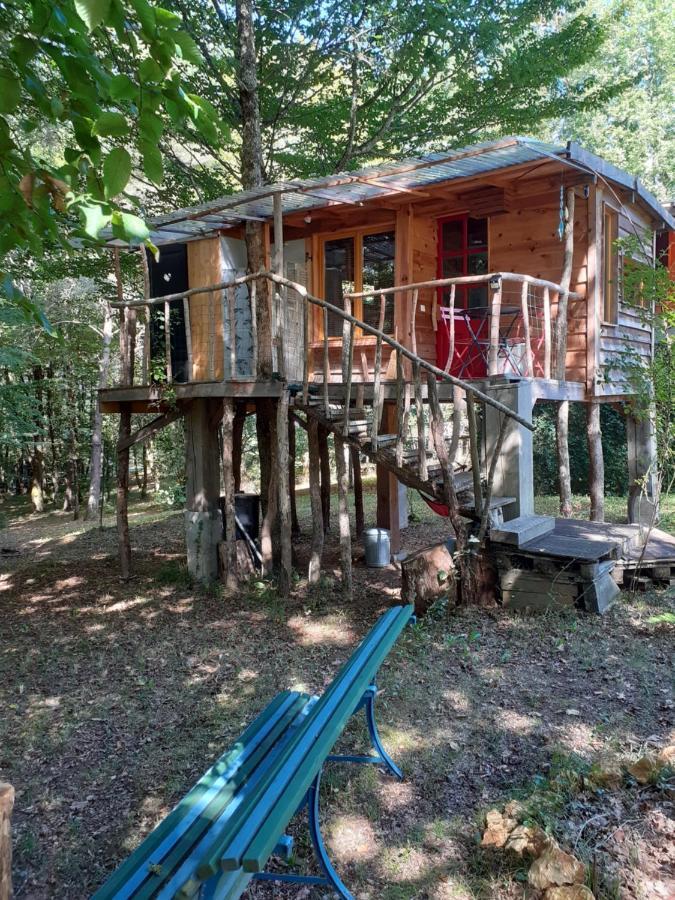 La Cabane De L'Oiseau Couze-et-Saint-Front Экстерьер фото