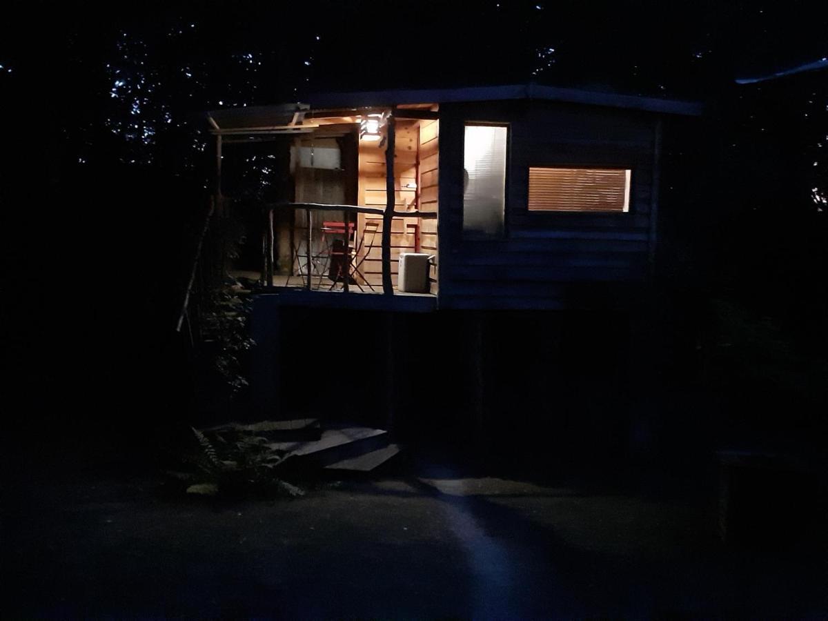 La Cabane De L'Oiseau Couze-et-Saint-Front Экстерьер фото
