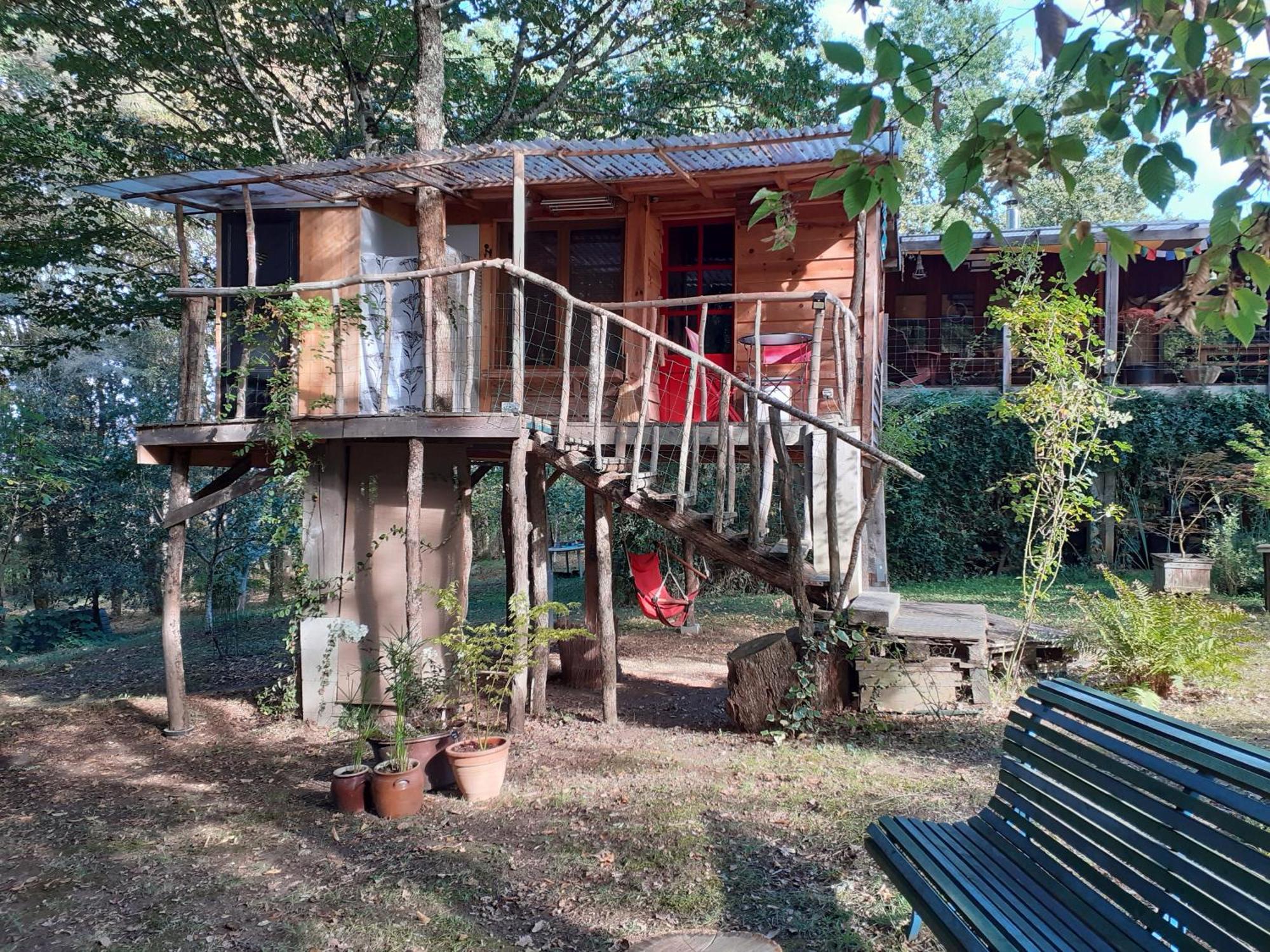 La Cabane De L'Oiseau Couze-et-Saint-Front Экстерьер фото